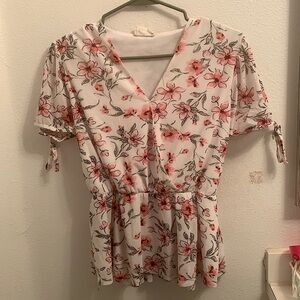 Brand: Ember 
Size: S (can stretch)
Color: white with light pink/fuschia Flores